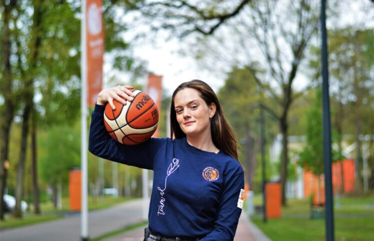 - Anouk Taggenbrock - Vera Diepeveen (3)_Basketball Experience NL